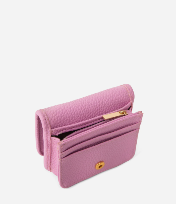 Gucci best sale vegan wallet