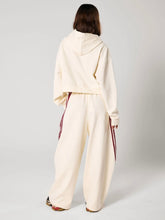 SŚAINT CROPPED HOODIE BUTTER