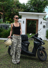 Luna Lane Camo Cleo Cargo - Regular Length