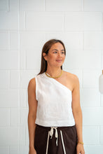 Calla Necklace - Gold