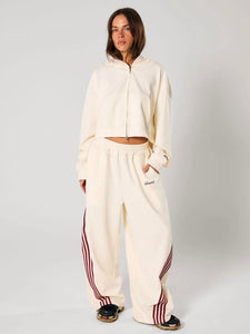 SŚAINT CROPPED HOODIE BUTTER