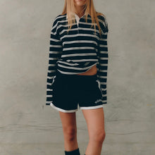 Ssaint- reflective V Shorts Black