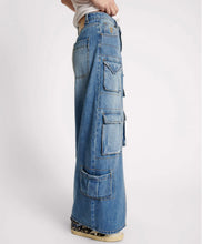 One Teaspoon Pacifica 90’s Cargo Pocket Column Denim Skirt