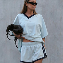 Ssaint- reflective V Shorts mint