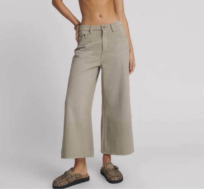 One Teaspoon- Faded khaki cropped love machines high waist wide jean
